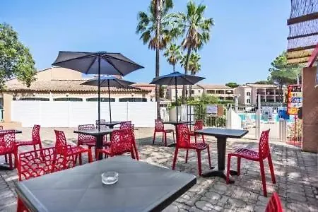 4p Vue Piscine St Raphael Valescure - Au Coeur Des Golfs Apartmán *