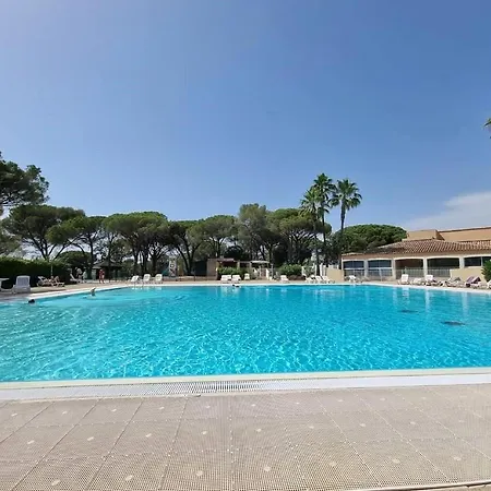 Апартаменты 4p Vue Piscine St Raphael Valescure - Au Coeur Des Golfs