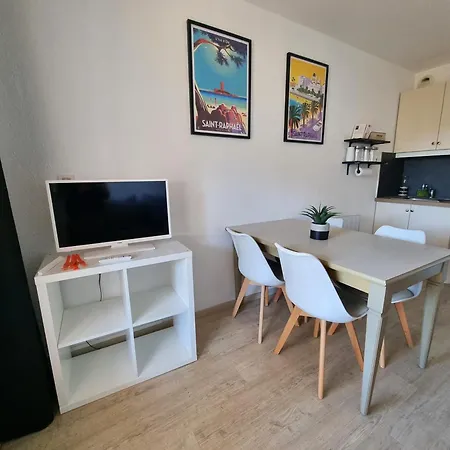 4p Vue Piscine St Raphael Valescure - Au Coeur Des Golfs Апартаменты *