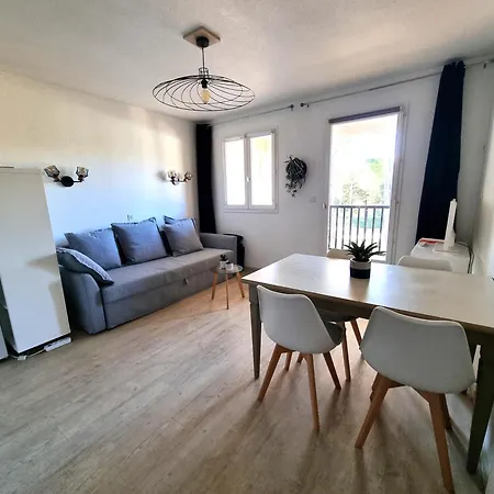 4p Vue Piscine St Raphael Valescure - Au Coeur Des Golfs Апартаменты Сен-Рафаэль