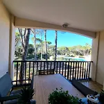 4p Vue Piscine St Raphael Valescure - Au Coeur Des Golfs Διαμέρισμα Saint-Raphaël