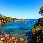 4p Vue Piscine St Raphael Valescure - Au Coeur Des Golfs Διαμέρισμα *