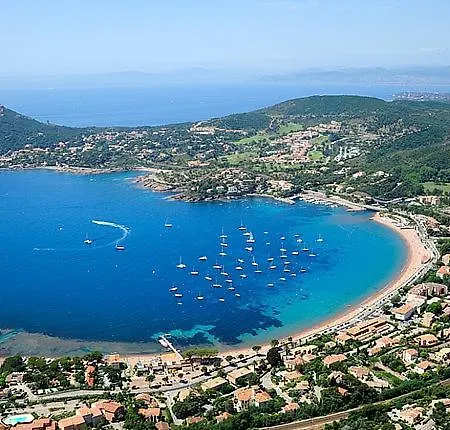 4p Vue Piscine St Raphael Valescure - Au Coeur Des Golfs * Saint-Raphael (Var)