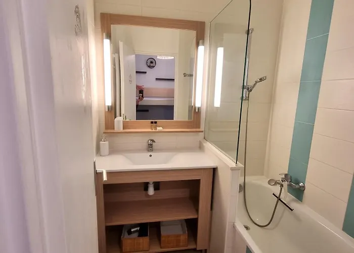 4p Vue Piscine St Raphael Valescure - Au Coeur Des Golfs * Saint-Raphaël