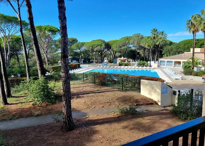 Apartment 4p Vue Piscine St Raphael Valescure - Au Coeur Des Golfs *