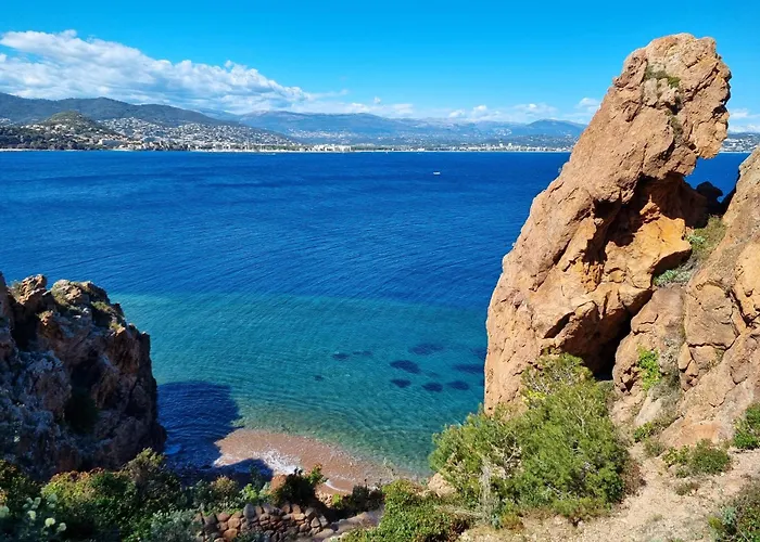 Apartment 4p Vue Piscine St Raphael Valescure - Au Coeur Des Golfs *